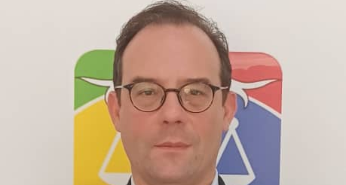M.Olivier BEAUVALLET