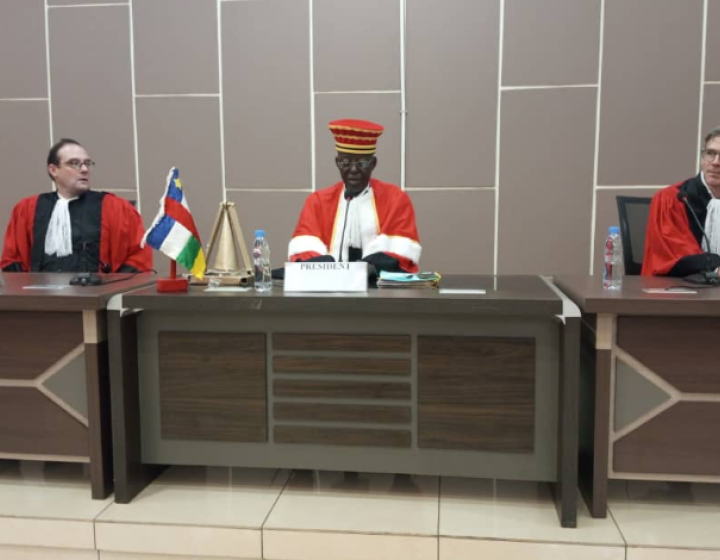 Rejet de la mise en liberté provisoire du suspect Oumar Al-Bachir par la Chambre d'appel