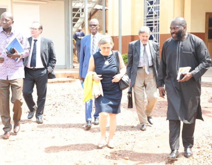 Son excellence Dr Fricke ambassadrice d'allemagne à la CPS