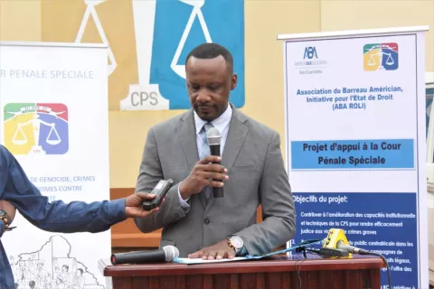 Representant Aba Roli