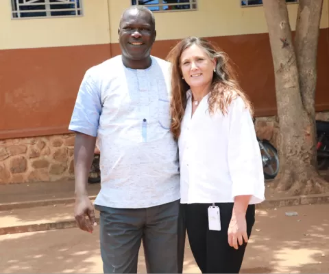 Mme ROBLA avec le Chef de l'unité de communication et d'informati