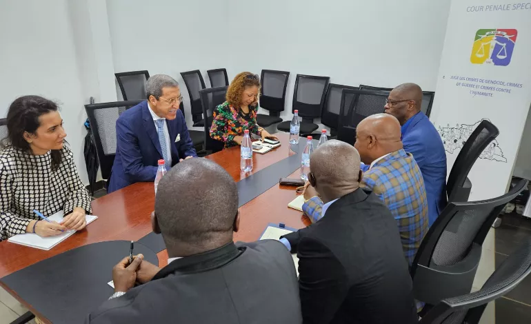 Son excellence Omar HILALE , Ambassadeur, Représentant permanent du Maroc auprès des Nations-unies Président de la Configuration République centrafricaine (RCA) de la Commission de la consolidation de la paix de l’ONU (PBC), à été reçu par les autorités d