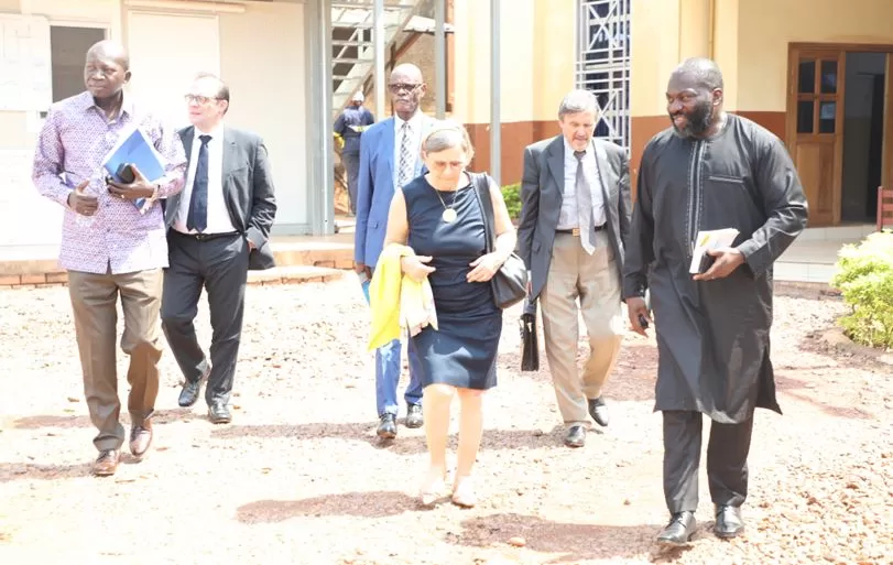 Son excellence Dr Fricke ambassadrice d'allemagne à la CPS